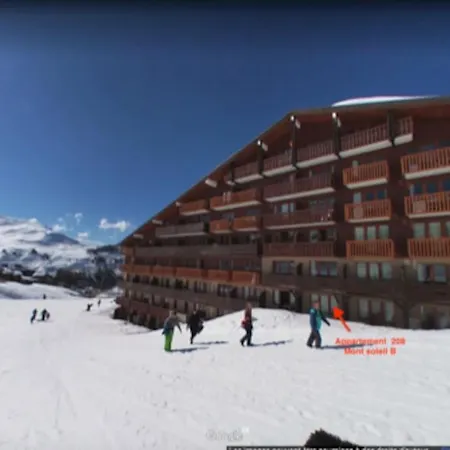 Plagne Soleil - Montsoleil -ski Aux Pieds-5 Personnes *