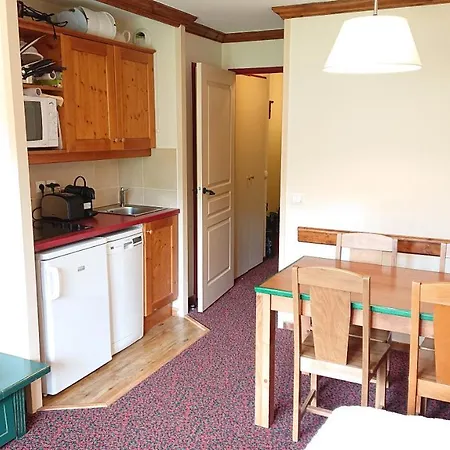 Plagne Soleil - Montsoleil -ski Aux Pieds-5 Personnes *